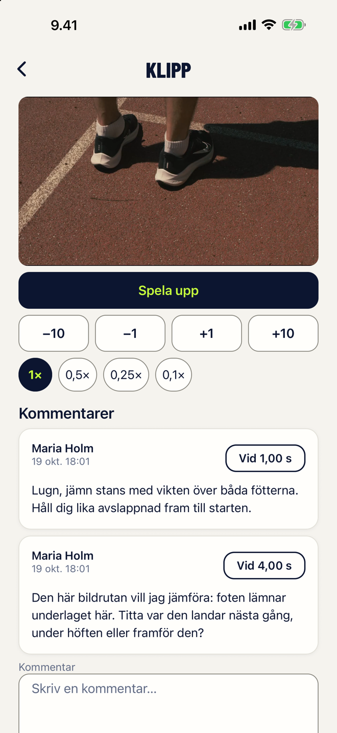 Ett klipp i Coachlog: spelaren med bildruta-för-bildruta-knappar och tränarens kommentarer vid exakta tidpunkter.